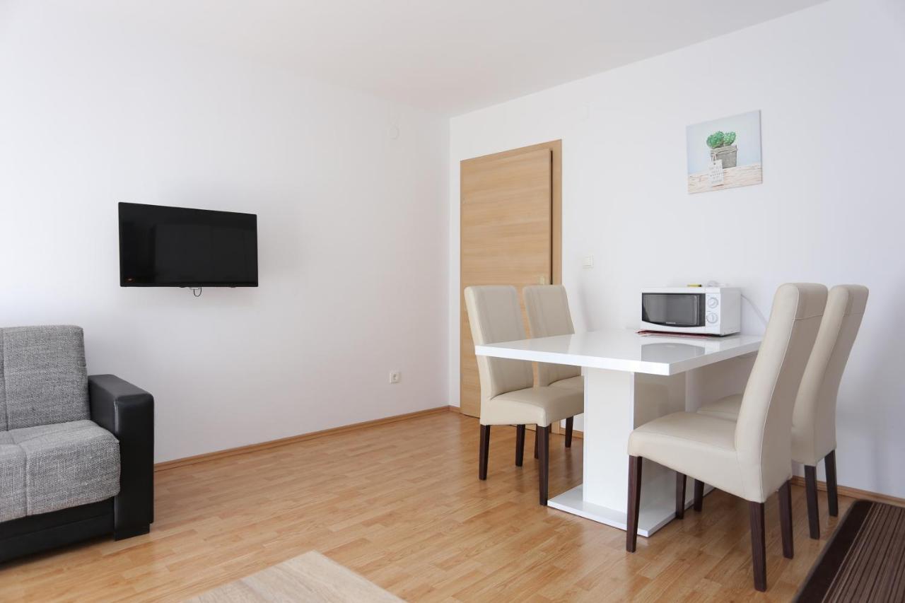 Apartments With A Parking Space Split - 11518 Exterior foto